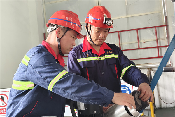 1765893738705266.jpg 3山东能源博选公司 “码”上巡检,智护安全.jpg