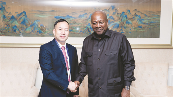 4-4 4 高建副董事长与马哈马总统合影.jpg