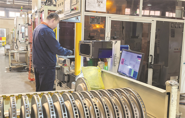 5-3 图3吉林大华：自主创新助力.jpg