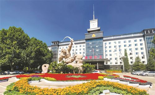 5-1 1 1 向“绿”而行.jpg