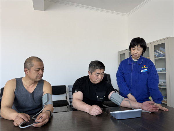 3天辰机械厂党支部开展“健康守护在身边”主题活动.jpg